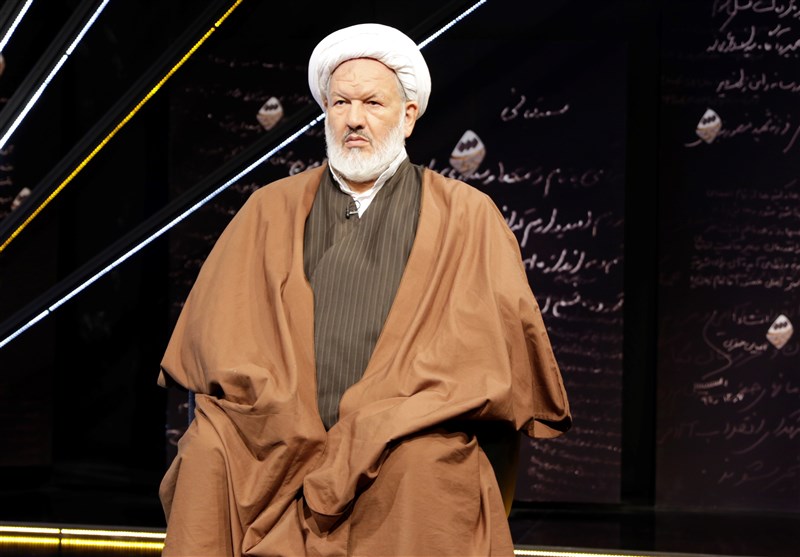 پرونده:علی رازینی.jpeg