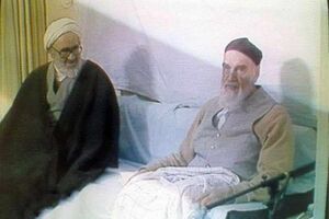 منتظری در کنار امام‌خمینی