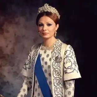پرونده:فرح پهلوی.webp