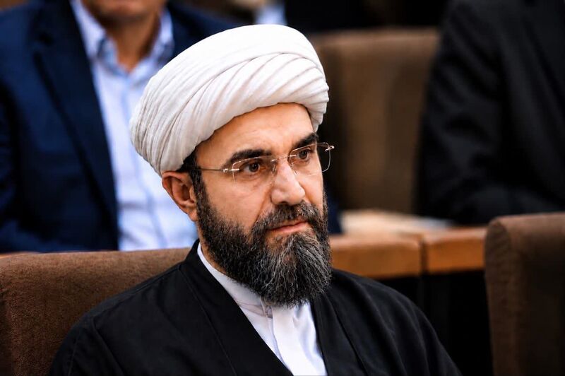 پرونده:اشراقی.jpg